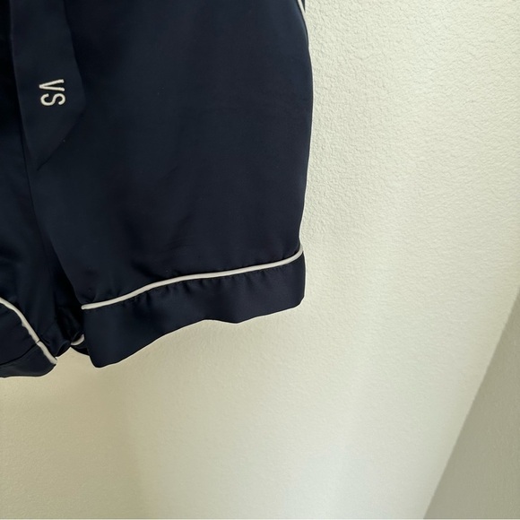 Victoria’s Secret Satin Romper Dark Navy White Trims Buttoned Belted Size XS - Picture 7 of 12